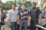 Salman Khan at Bodyguard firstlook in PVR, Juhu, Mumbai on 21st July 2011 (26).JPG